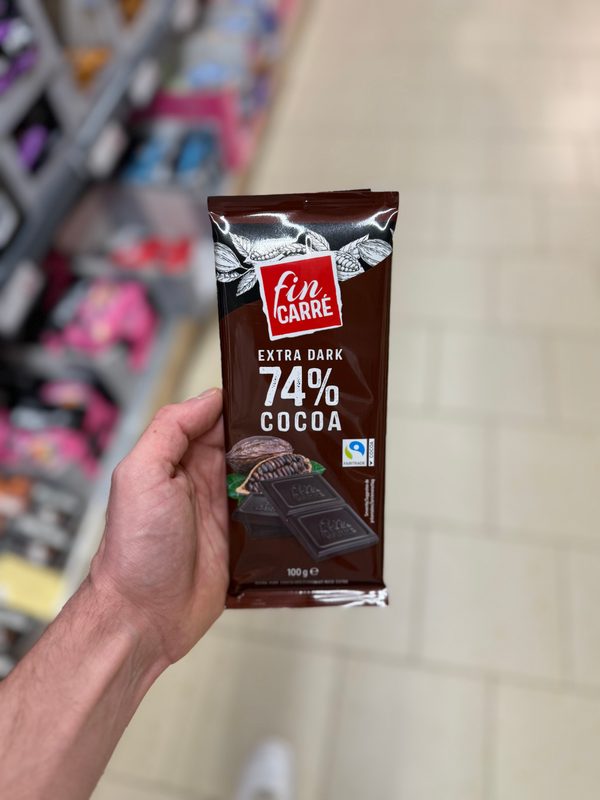 Extra Dark 74%