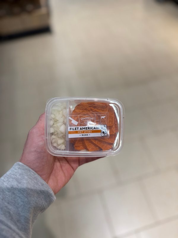 Filet Americain Rund met Uitjes