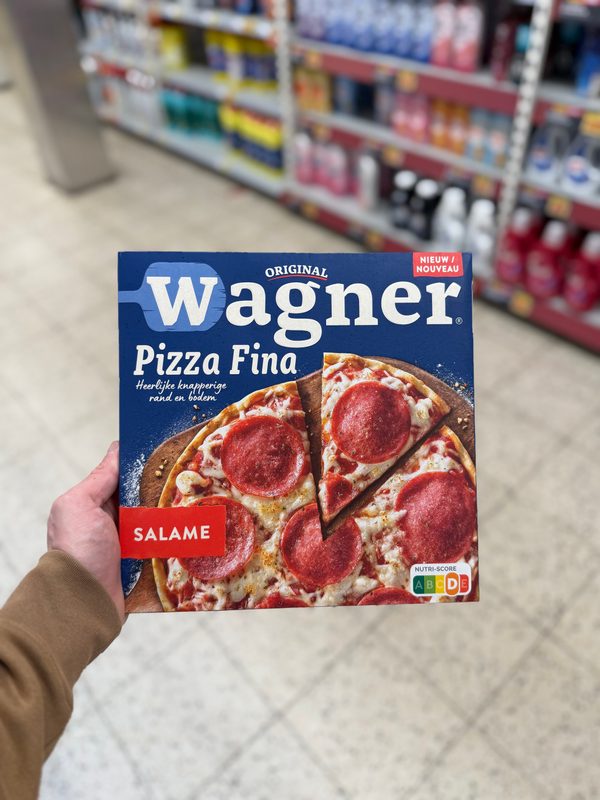 Pizza Fina Salame