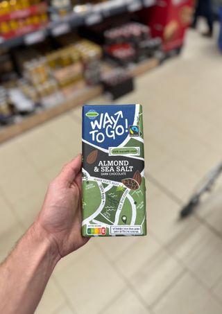 Dark Chocolate Almond & Sea Salt
