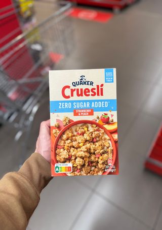 Cruesli Strawberry & Peach Zero Sugar Added