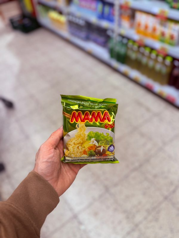 Oriental Style Instant Noodles Vegetable Flavour