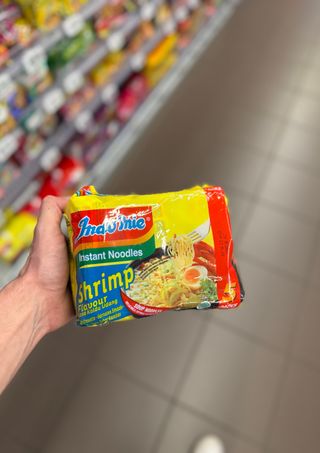 Instant Noodles Shrimp Flavour
